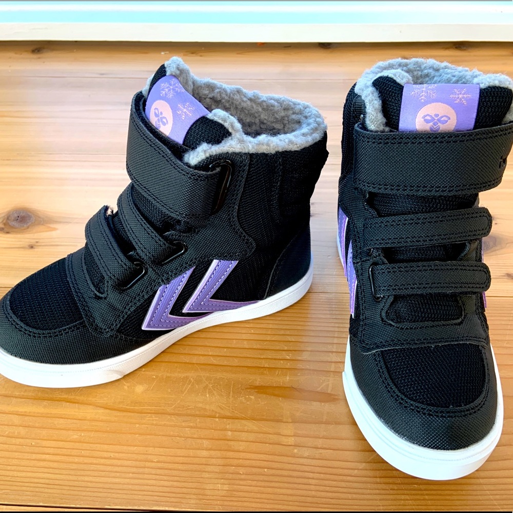 Hummel Stadil Poly Boot Mid Jr - Purple & Black